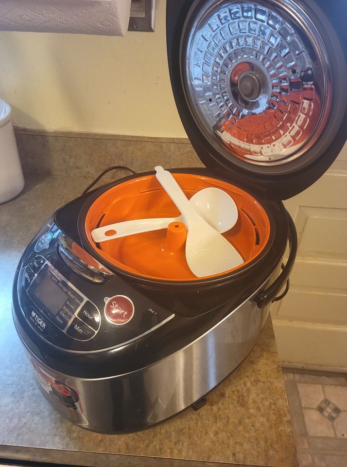 TIGER Micom Rice Cooker